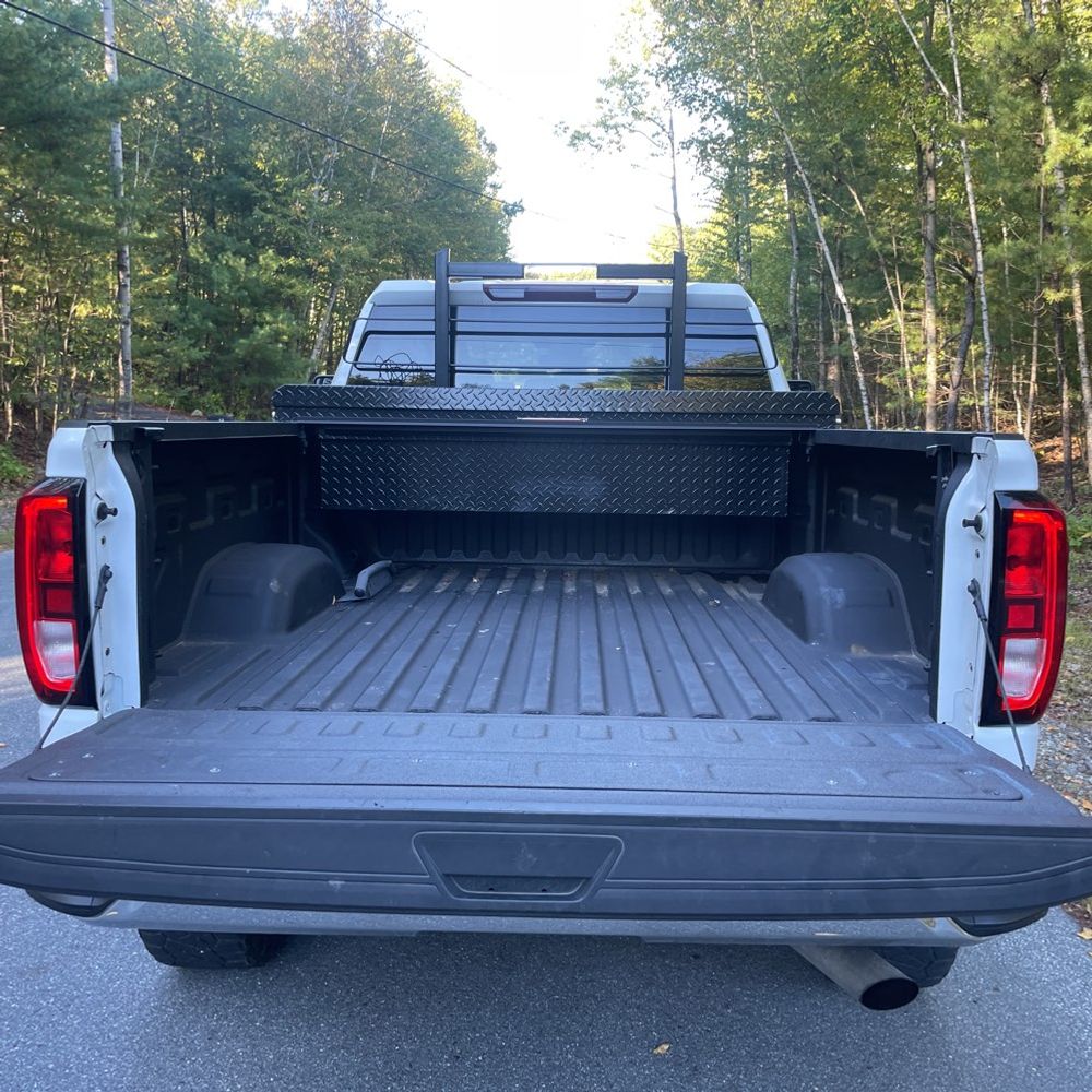 2024 GMC Sierra 2500HD Pro