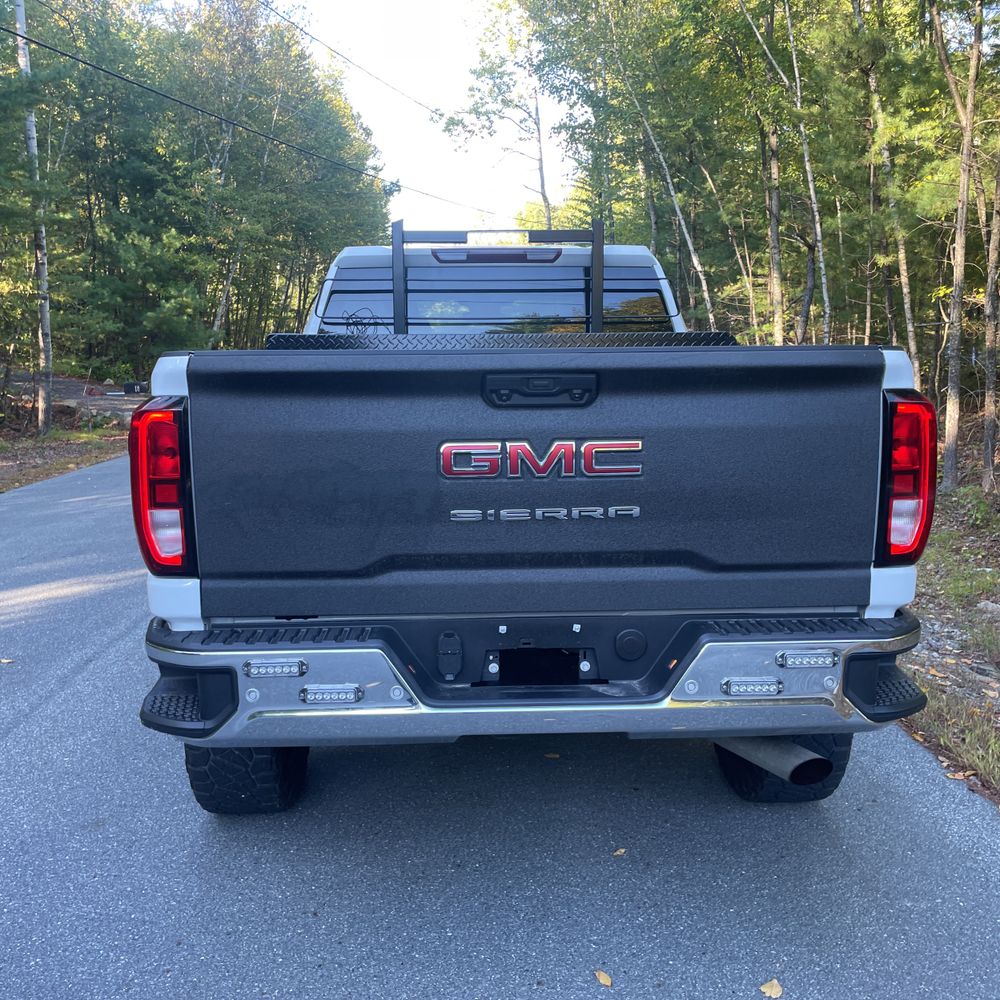 2024 GMC Sierra 2500HD Pro