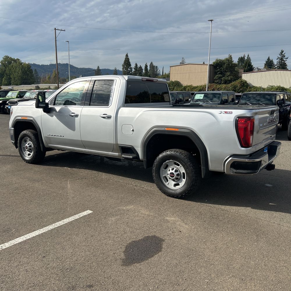 2023 GMC Sierra 2500 SLE