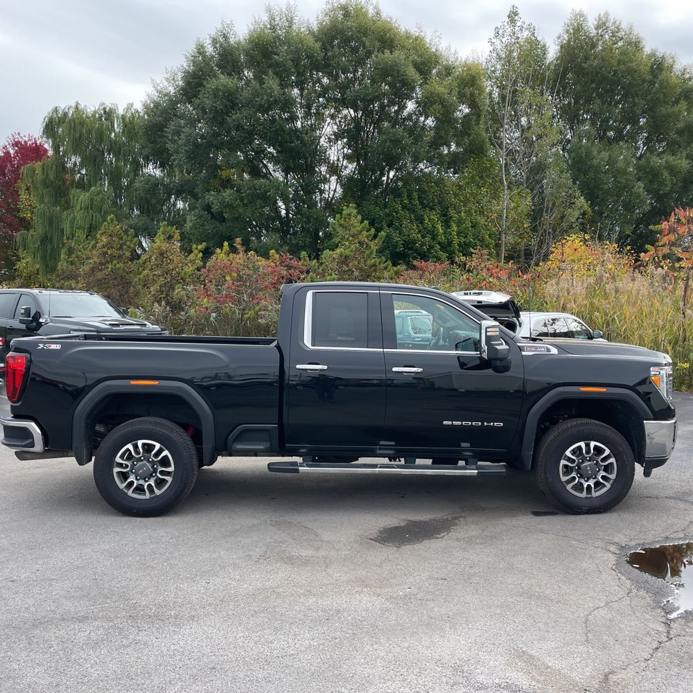 2022 GMC Sierra 2500HD SLT