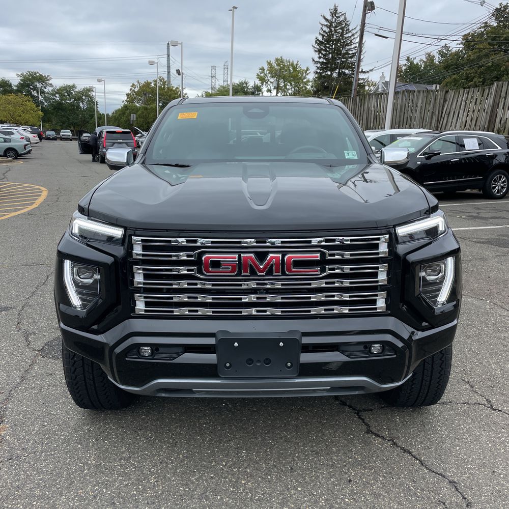 2025 GMC Canyon Denali