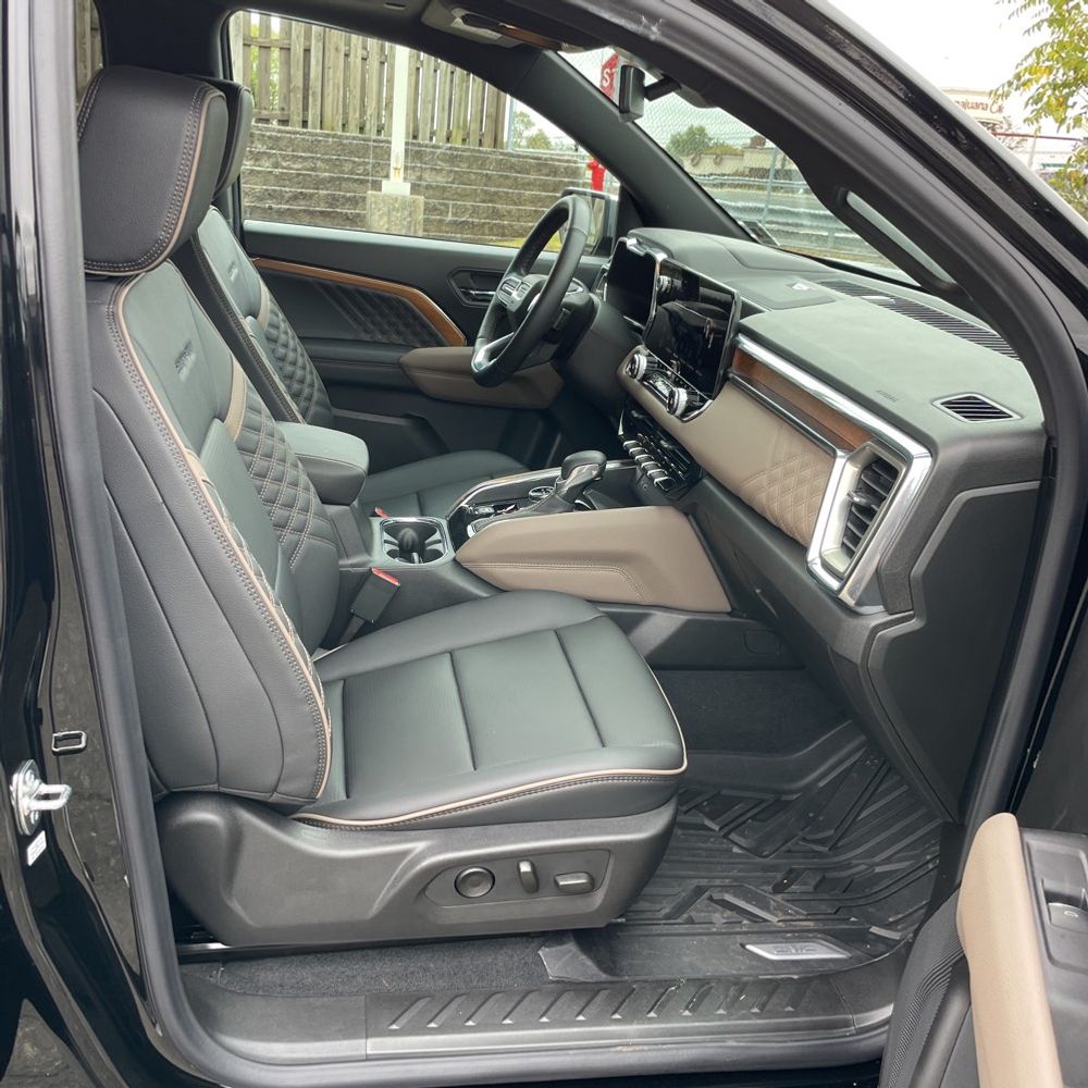 2025 GMC Canyon Denali