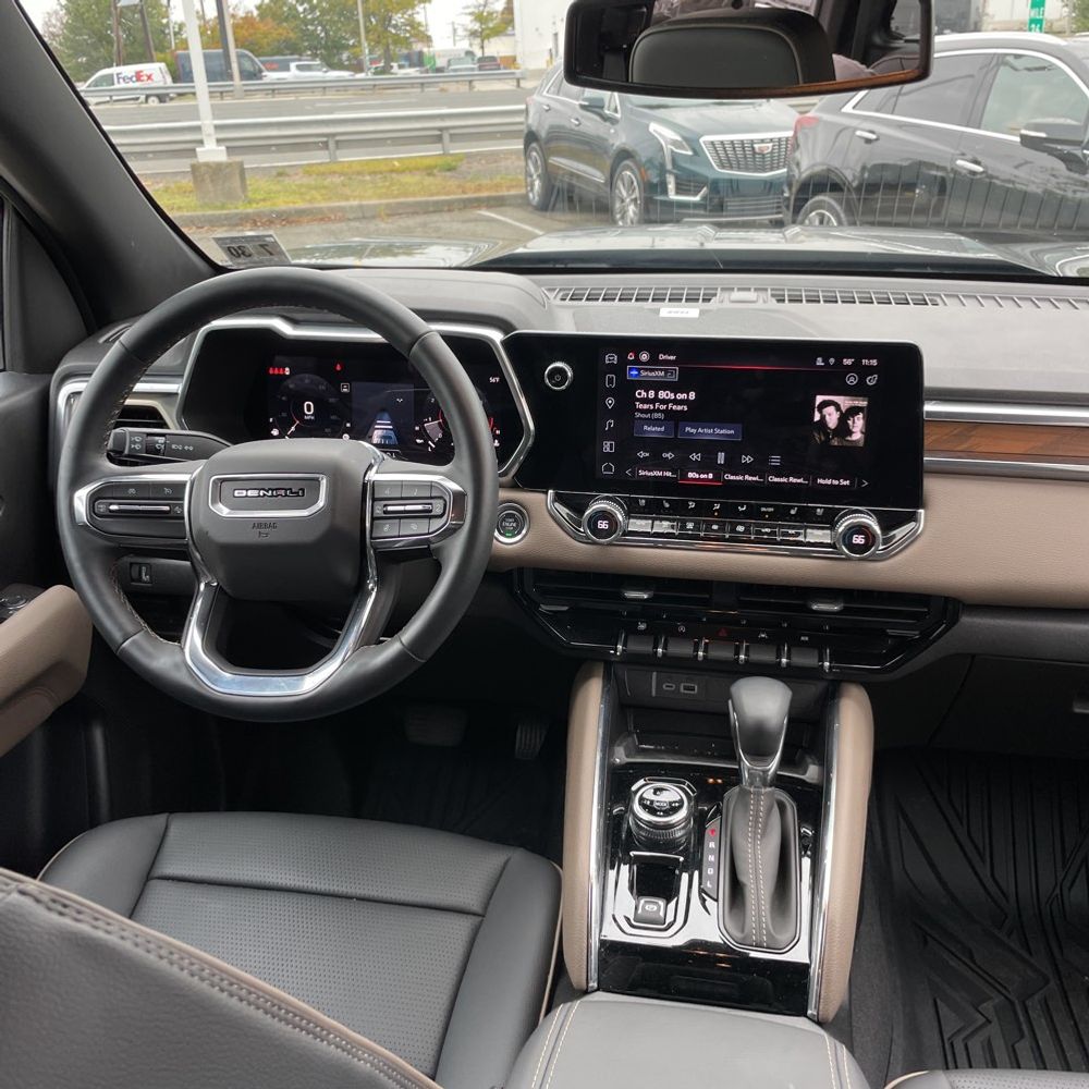 2025 GMC Canyon Denali