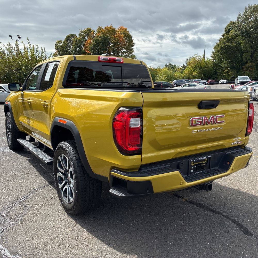 2023 GMC Canyon AT4