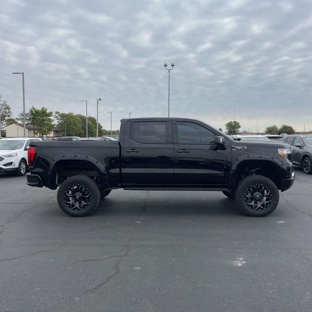 2021 GMC Sierra 1500 AT4