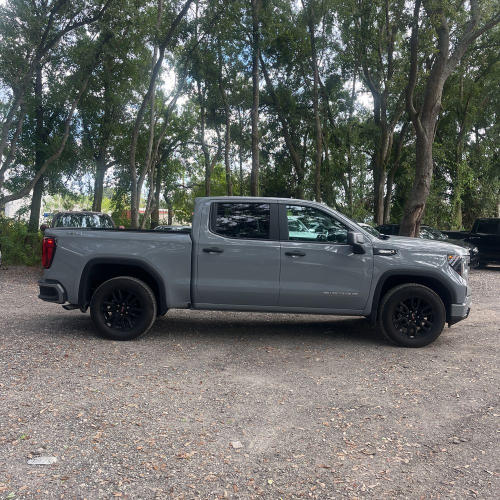 2025 GMC Sierra 1500 Pro
