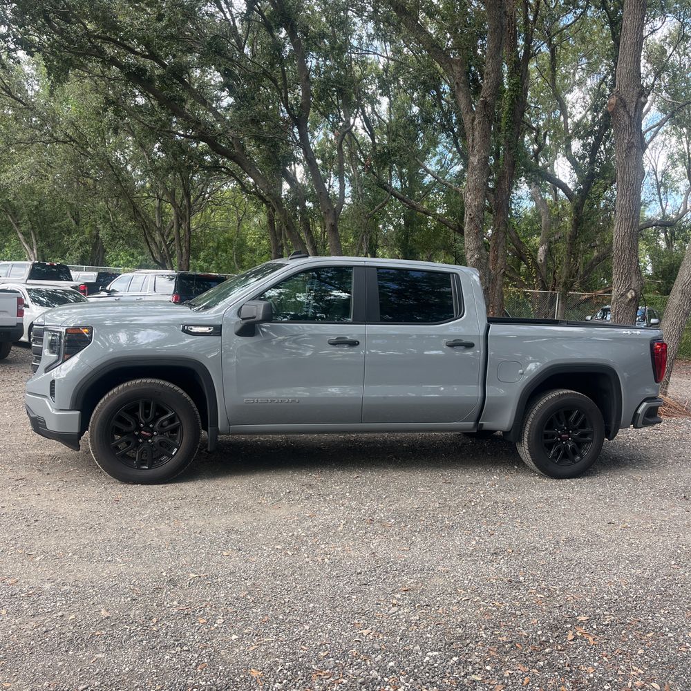 2025 GMC Sierra 1500 Pro