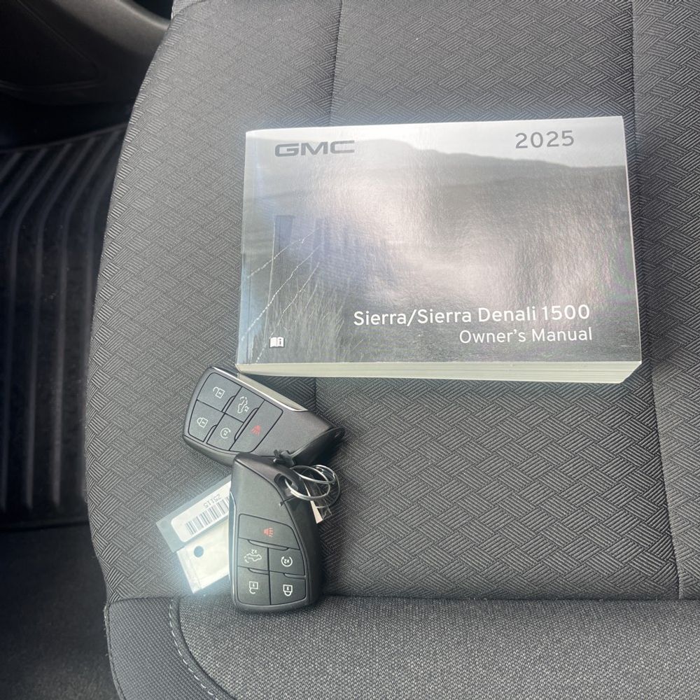 2025 GMC Sierra 1500 Pro