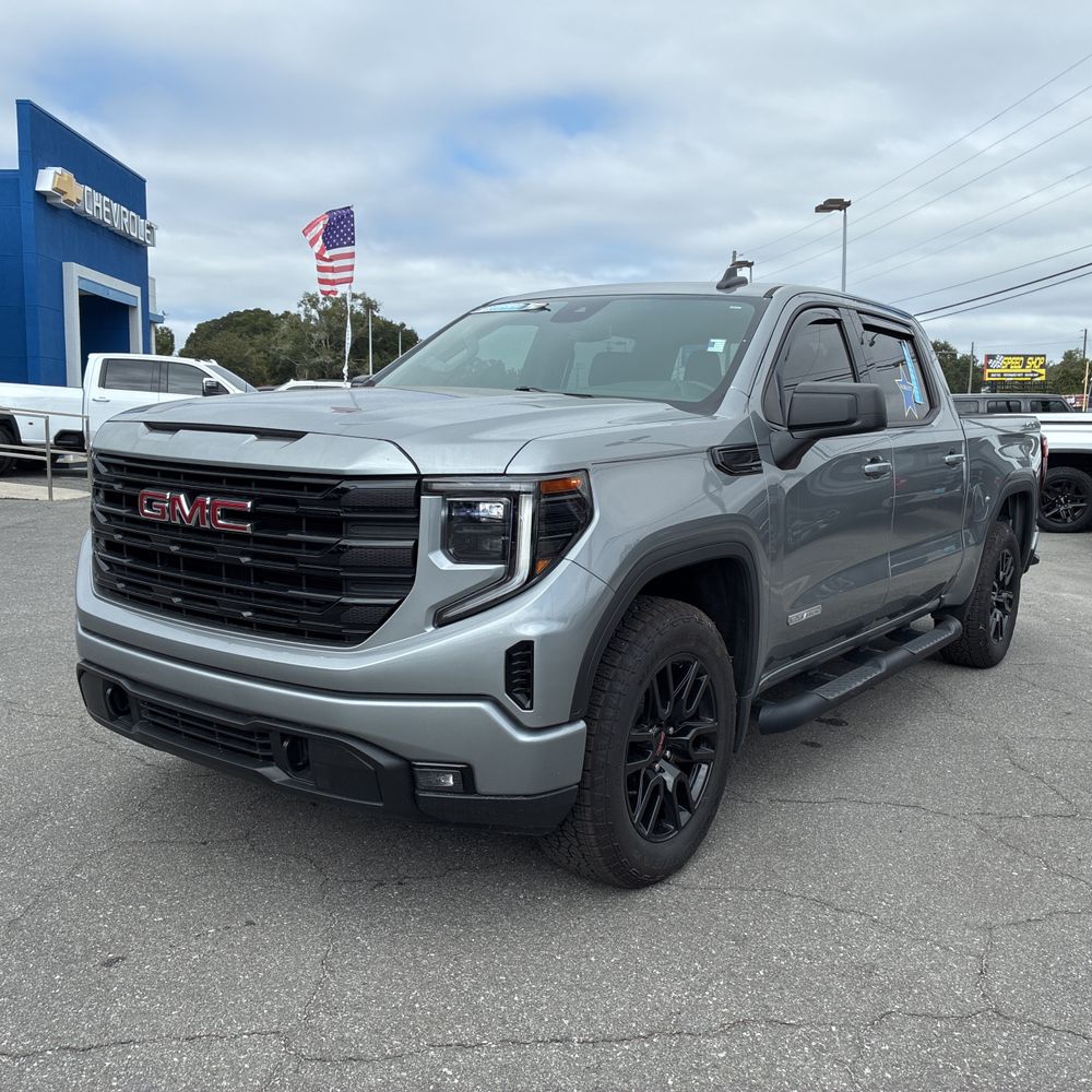 2024 GMC Sierra 1500 Elevation