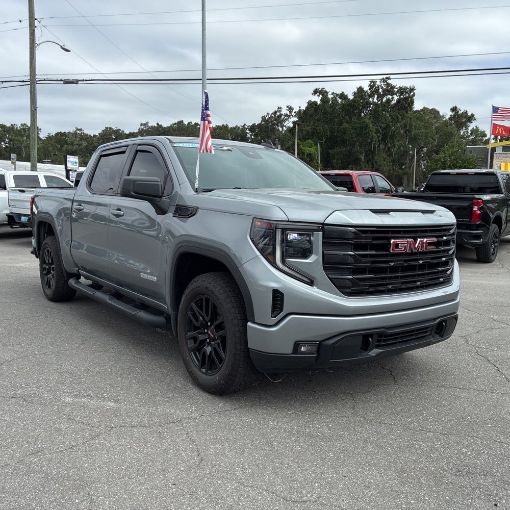 2024 GMC Sierra 1500 Elevation