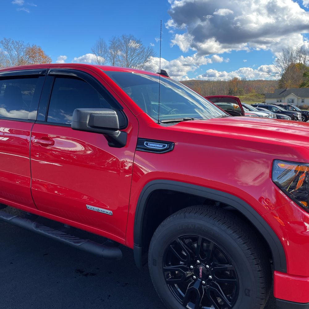 2025 GMC Sierra 1500 Elevation Standard