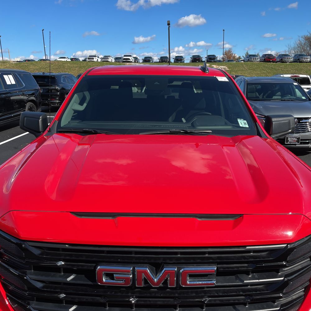 2025 GMC Sierra 1500 Elevation Standard