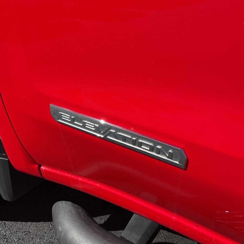 2025 GMC Sierra 1500 Elevation Standard