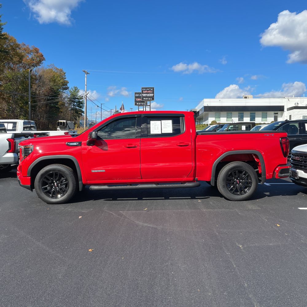 2025 GMC Sierra 1500 Elevation Standard