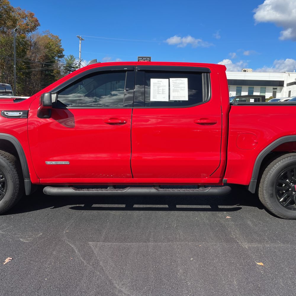 2025 GMC Sierra 1500 Elevation Standard