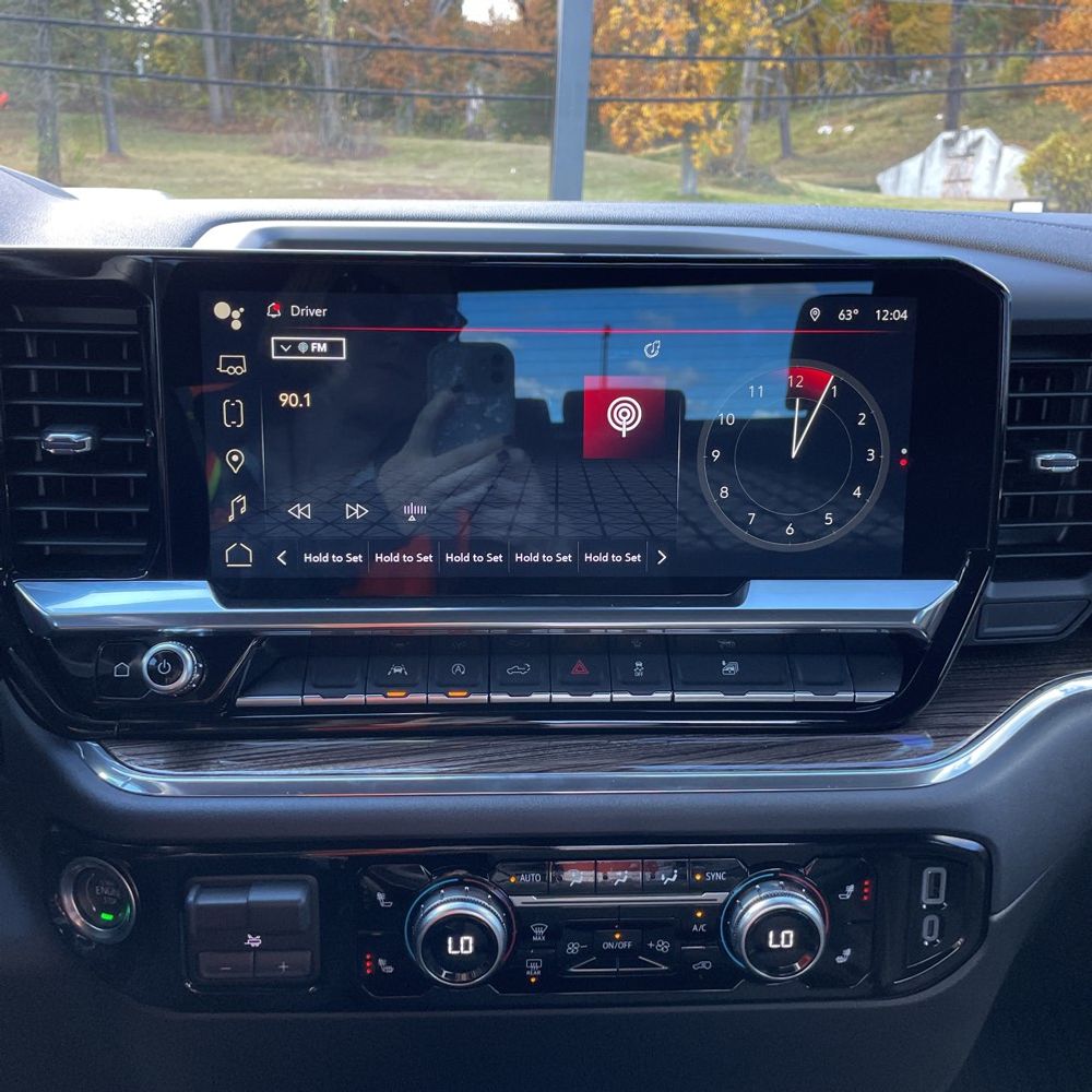 2025 GMC Sierra 1500 Elevation Standard