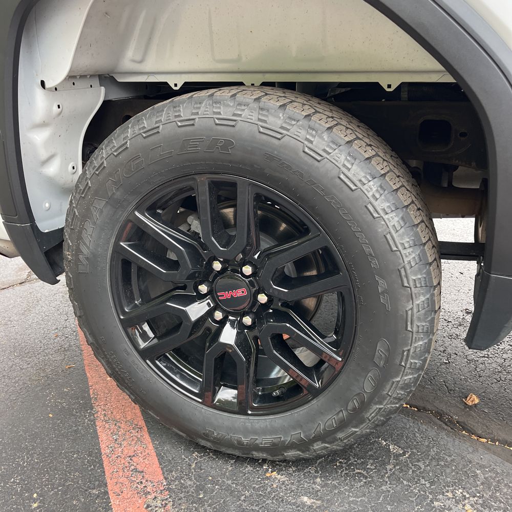2024 GMC Sierra 1500 Elevation Standard