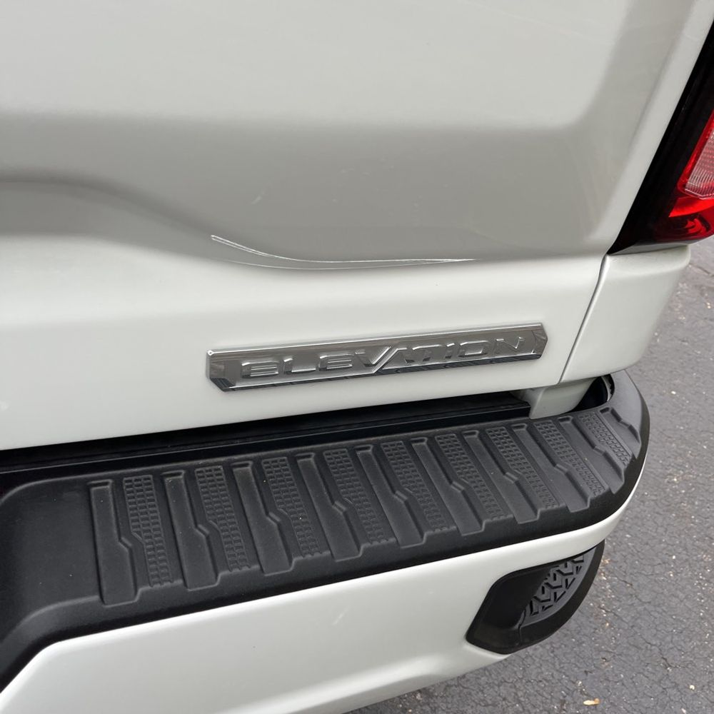 2024 GMC Sierra 1500 Elevation Standard