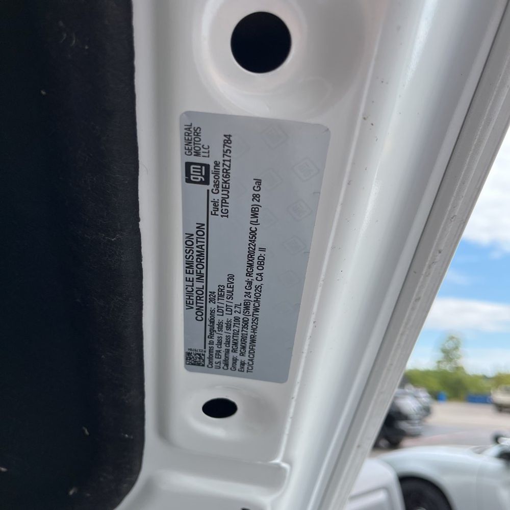 2024 GMC Sierra 1500 Elevation Standard