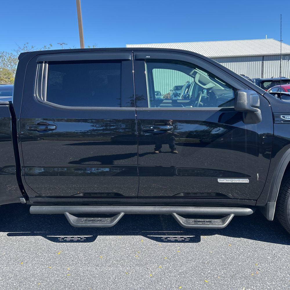 2025 GMC Sierra 1500 Elevation Standard