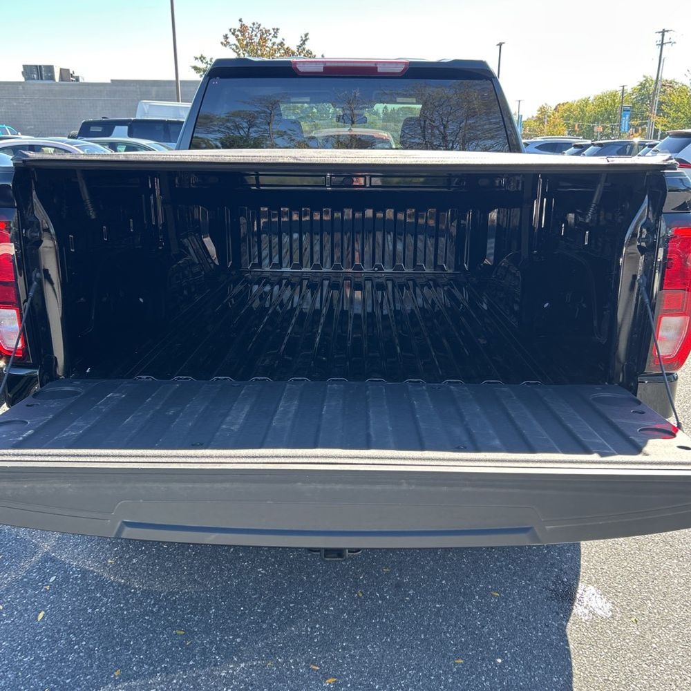 2025 GMC Sierra 1500 Elevation Standard