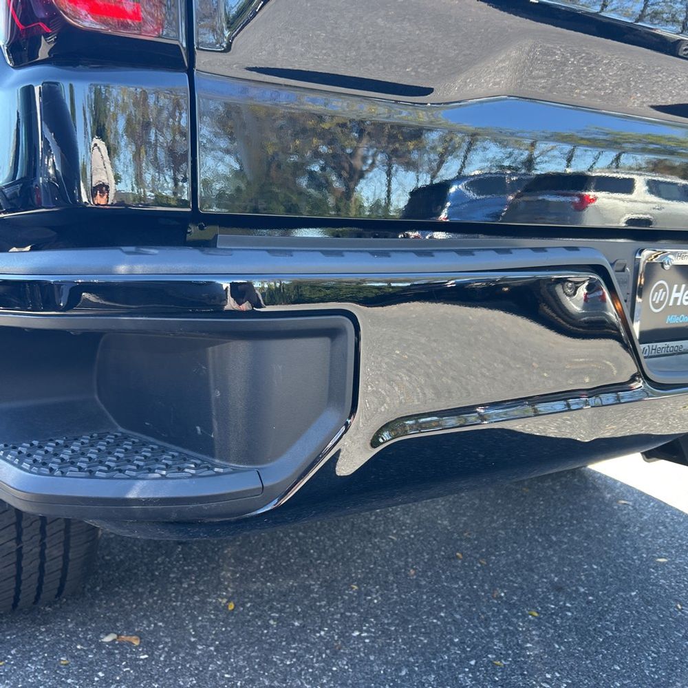 2025 GMC Sierra 1500 Elevation Standard