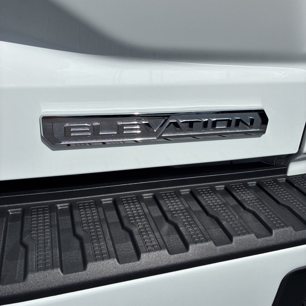 2025 GMC Sierra 1500 Elevation