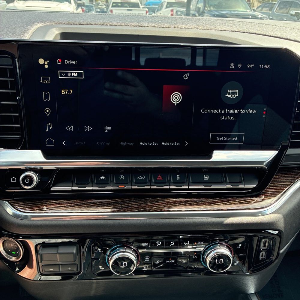 2025 GMC Sierra 1500 Elevation