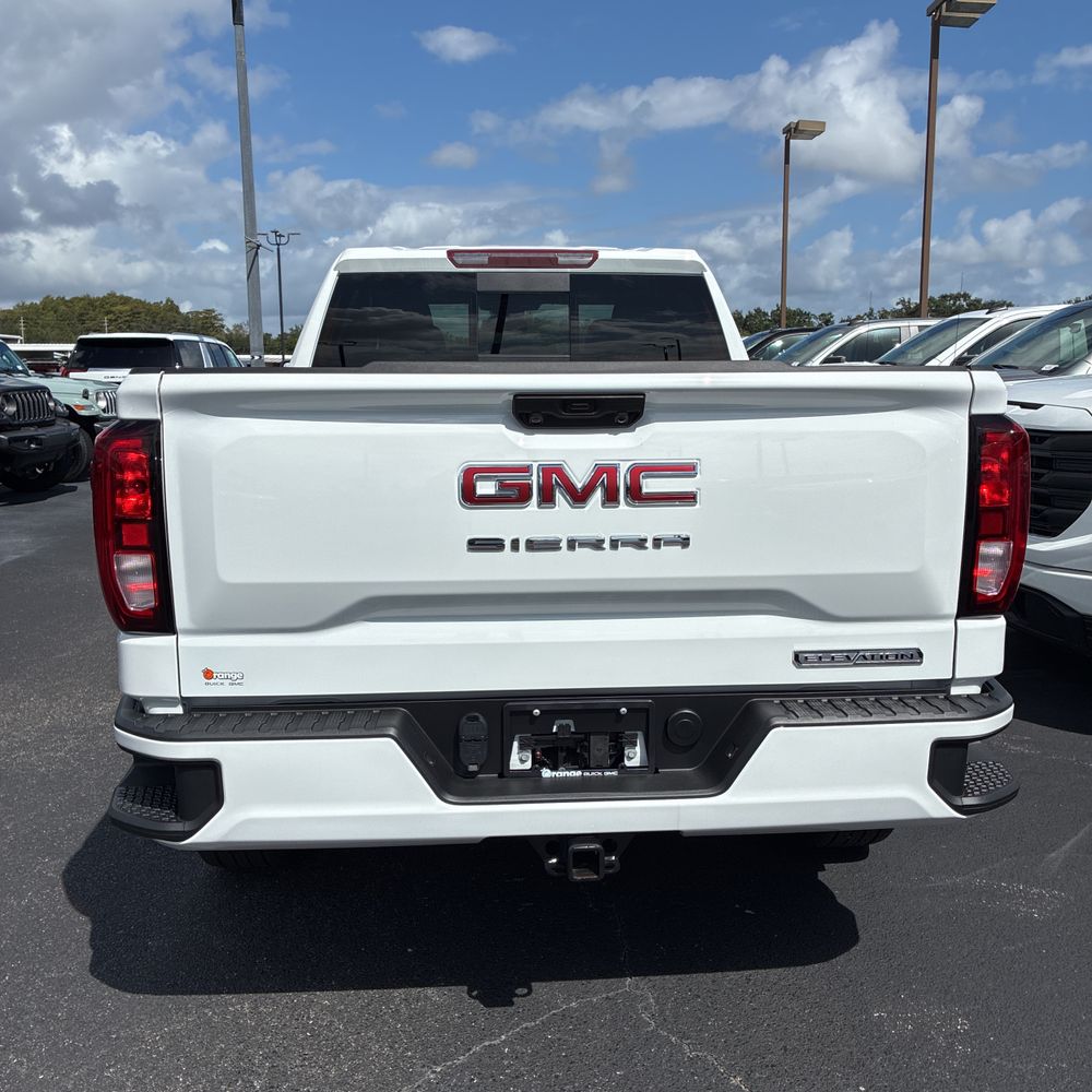 2025 GMC Sierra 1500 Elevation