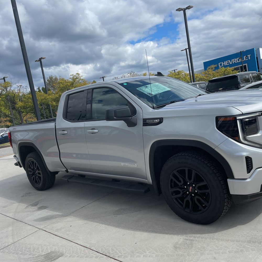 2022 GMC Sierra 1500 Elevation