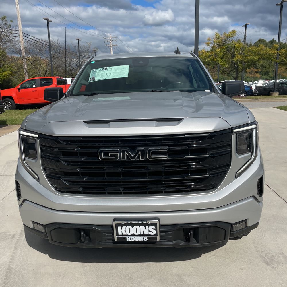 2022 GMC Sierra 1500 Elevation