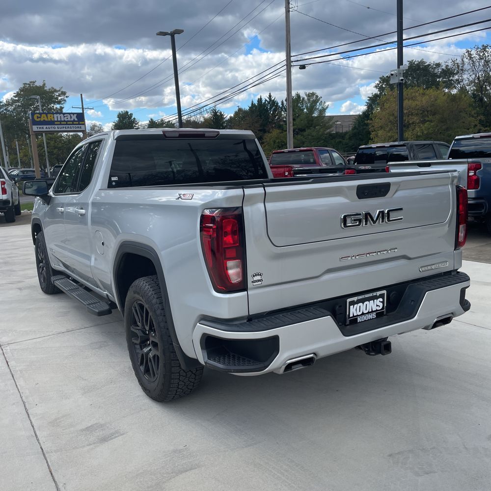 2022 GMC Sierra 1500 Elevation