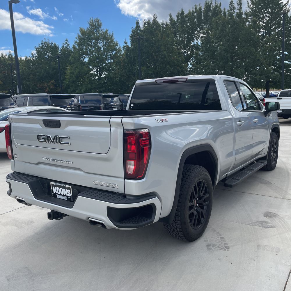2022 GMC Sierra 1500 Elevation