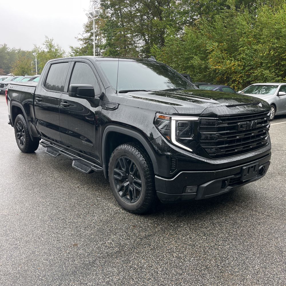 2023 GMC Sierra 1500 Elevation