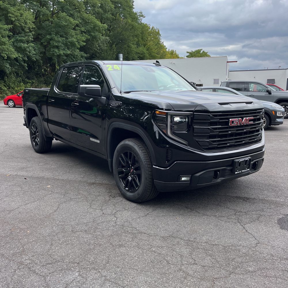 2024 GMC Sierra 1500 Elevation