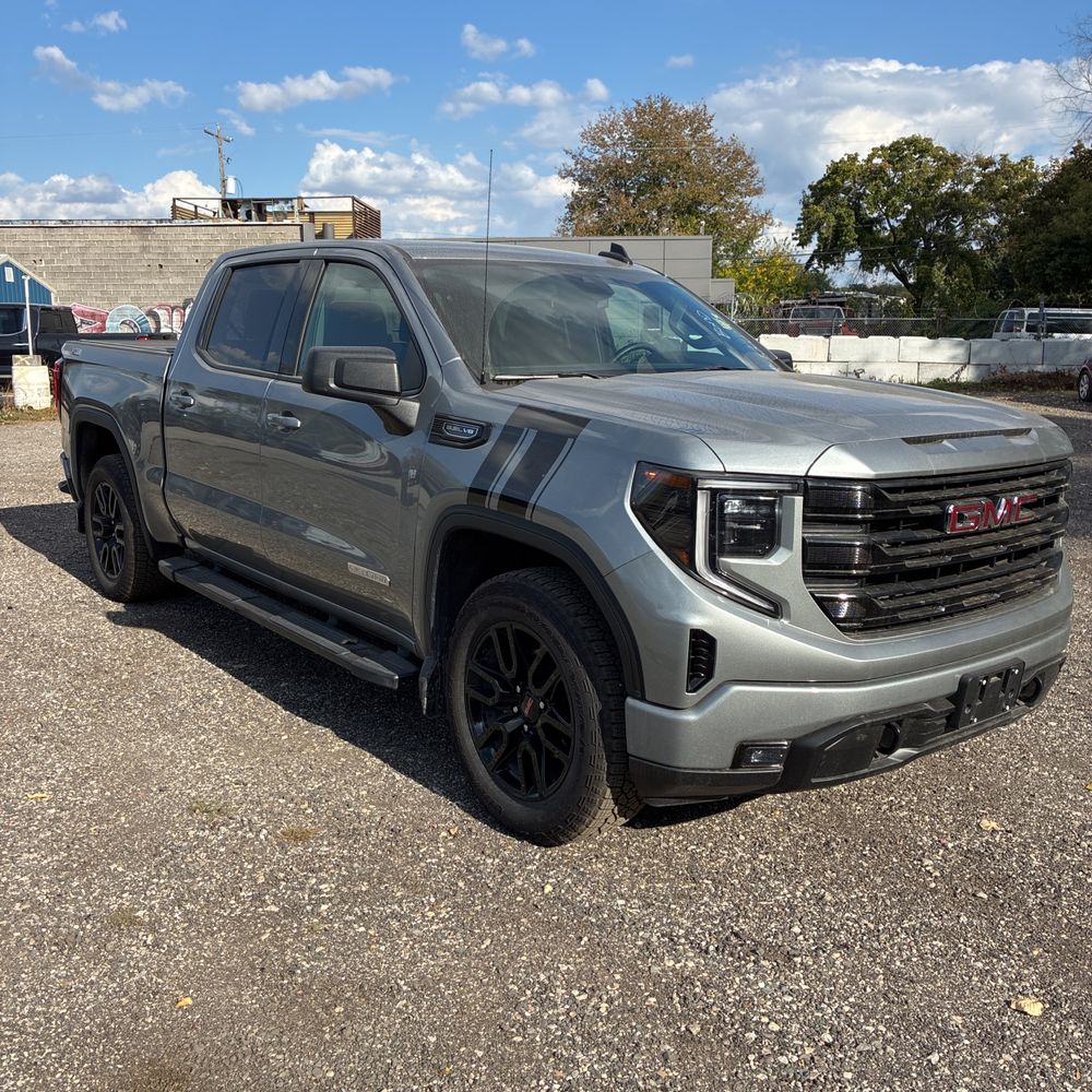 2025 GMC Sierra 1500 Elevation