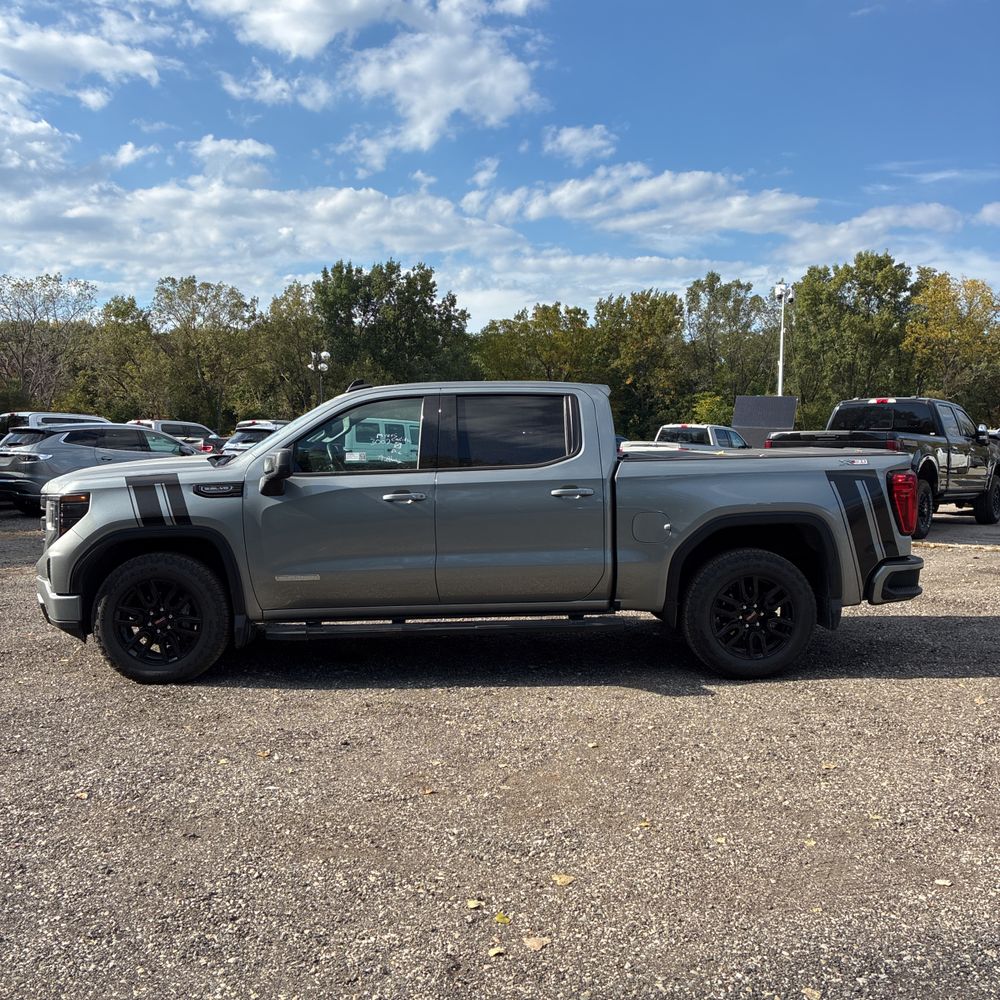 2025 GMC Sierra 1500 Elevation