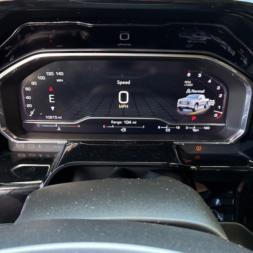 2025 GMC Sierra 1500 Elevation