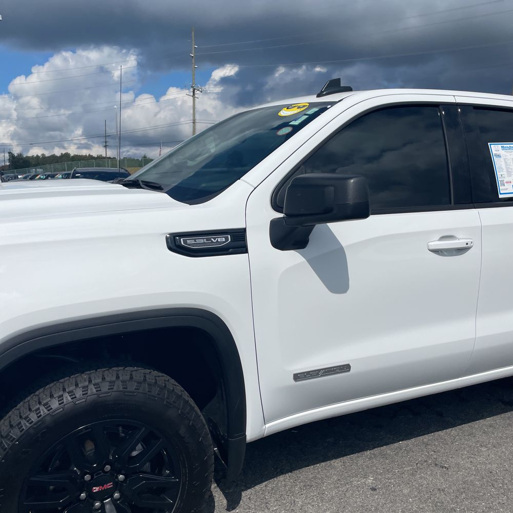 2025 GMC Sierra 1500 Elevation