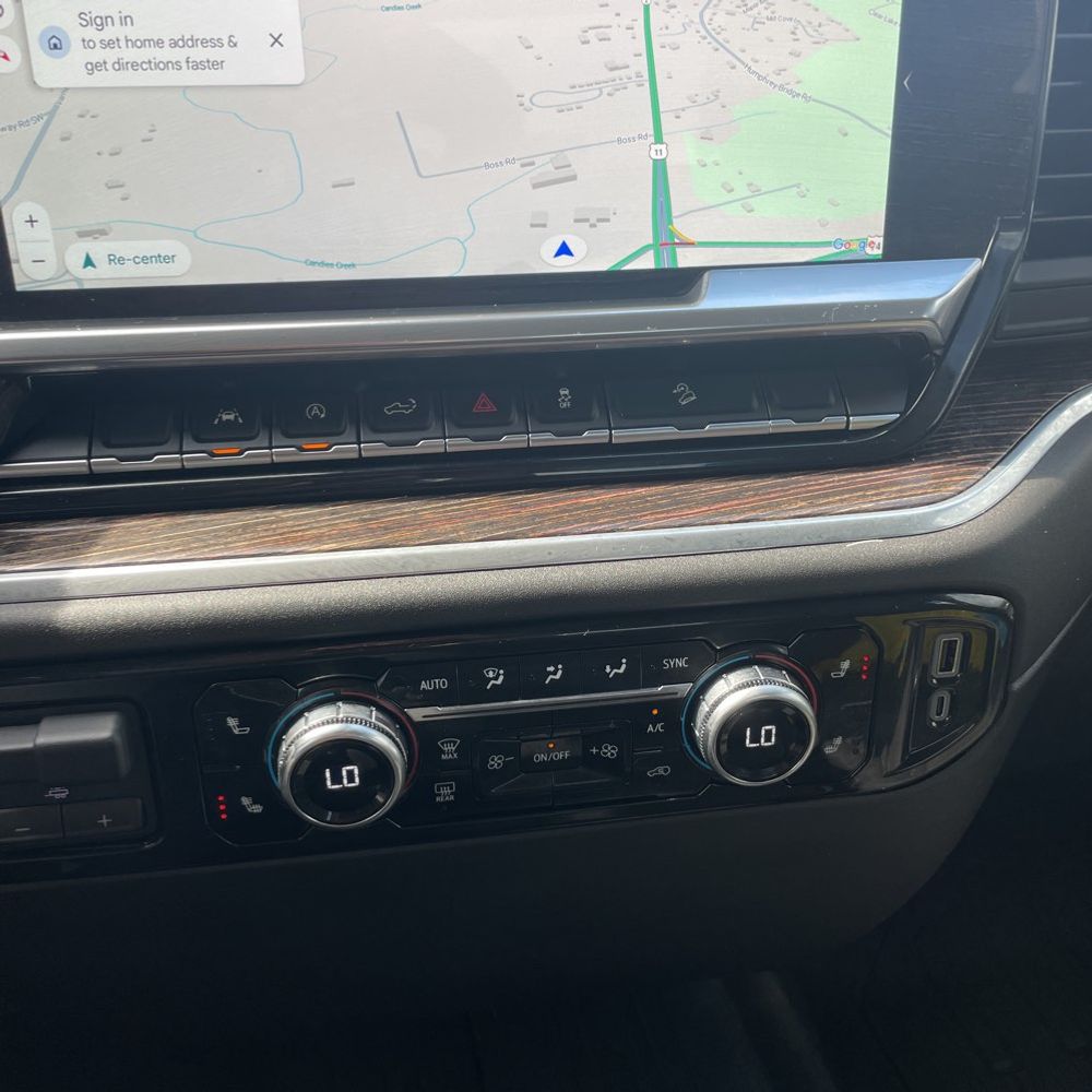 2025 GMC Sierra 1500 Elevation