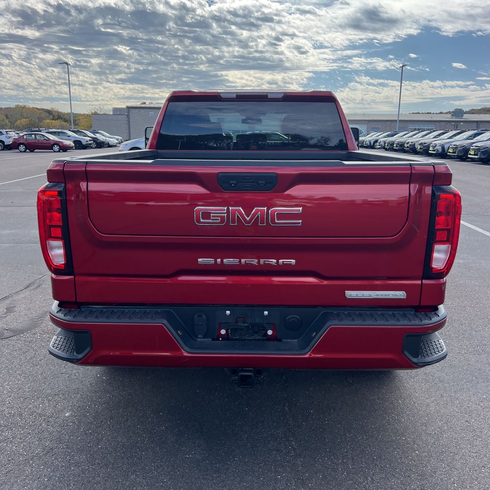2022 GMC Sierra 1500 Elevation