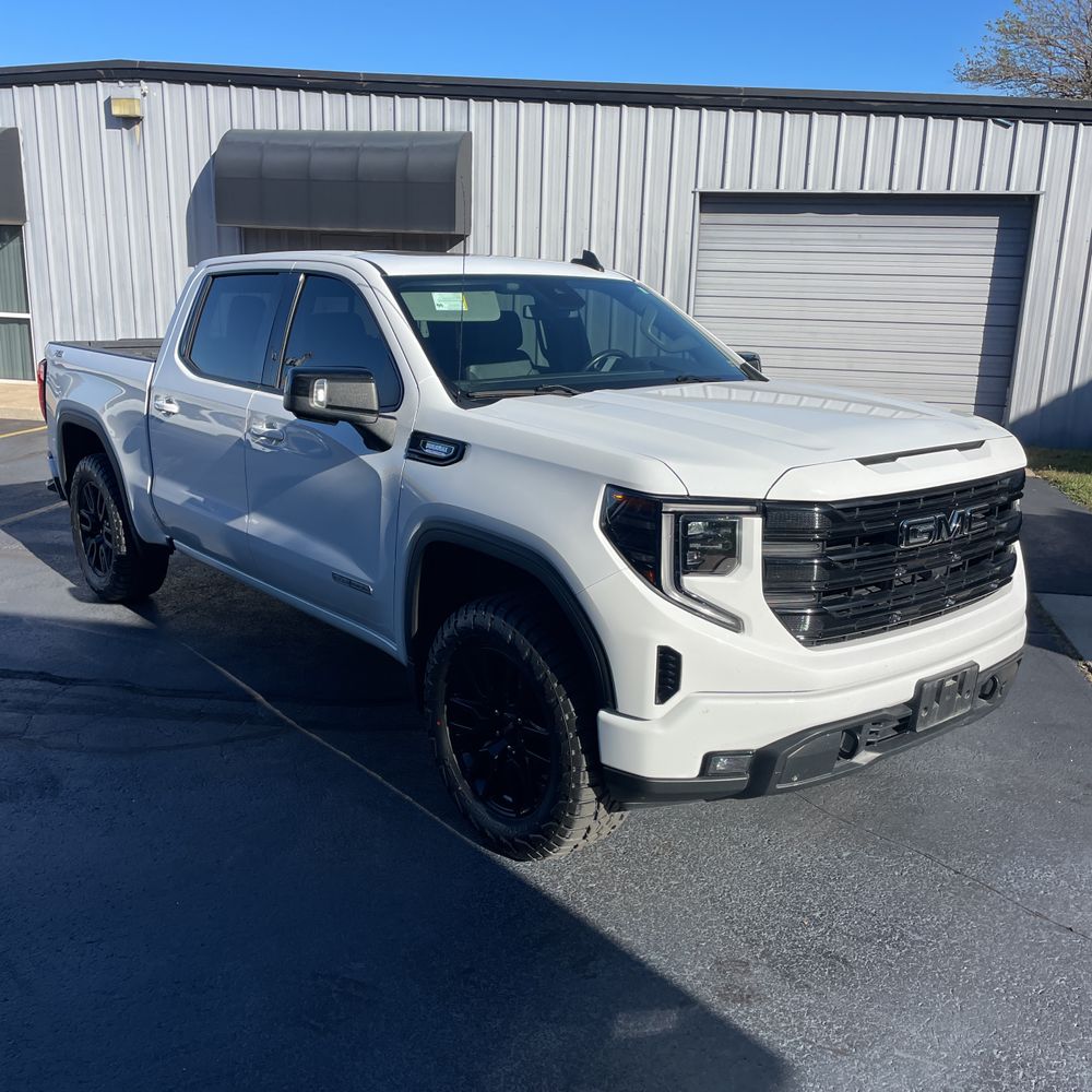 2022 GMC Sierra 1500 Elevation