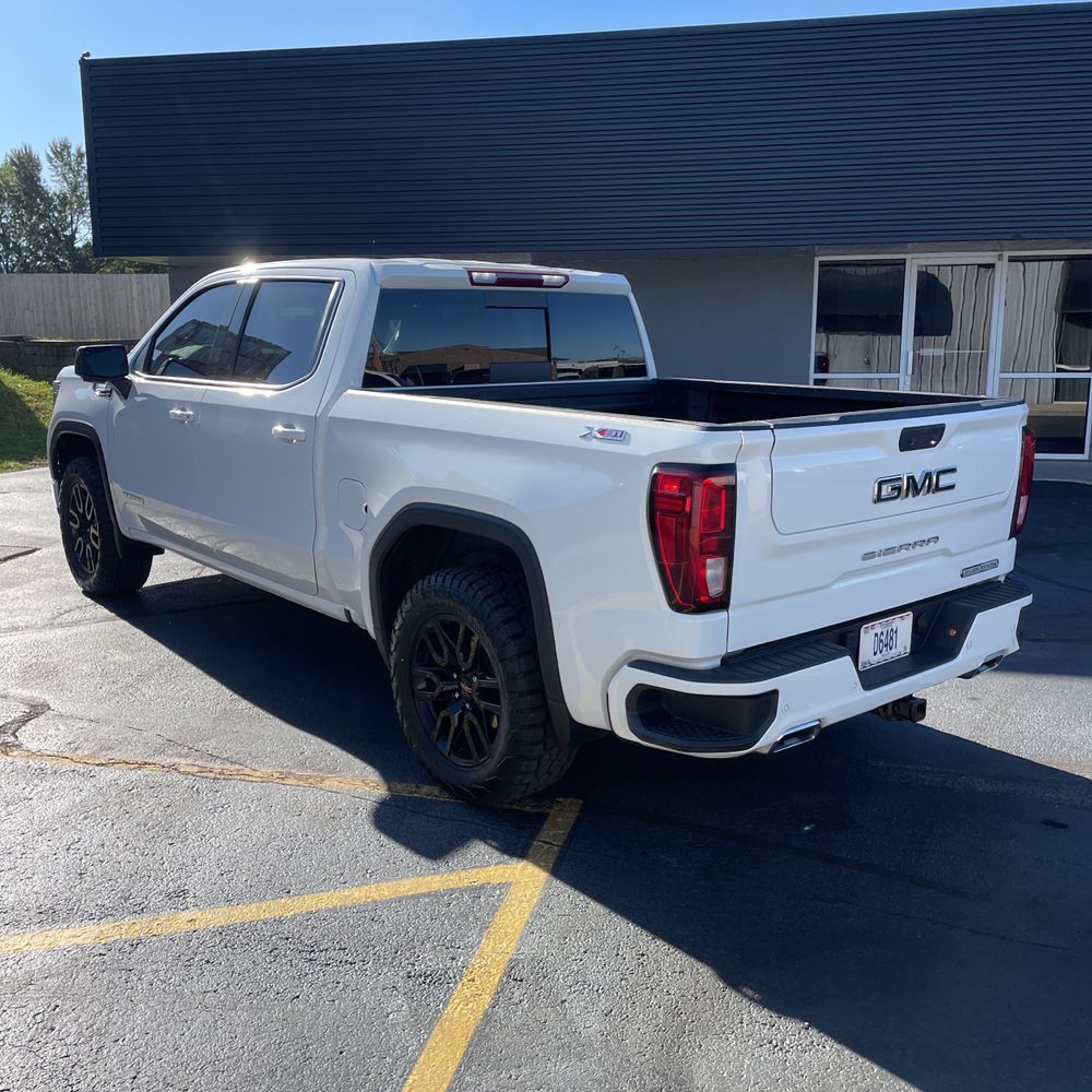 2022 GMC Sierra 1500 Elevation