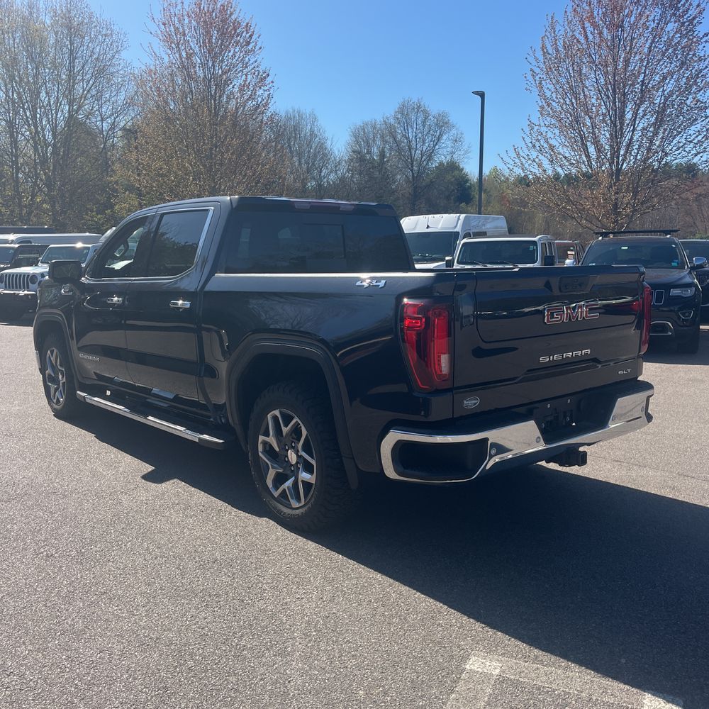 2024 GMC Sierra 1500 SLT