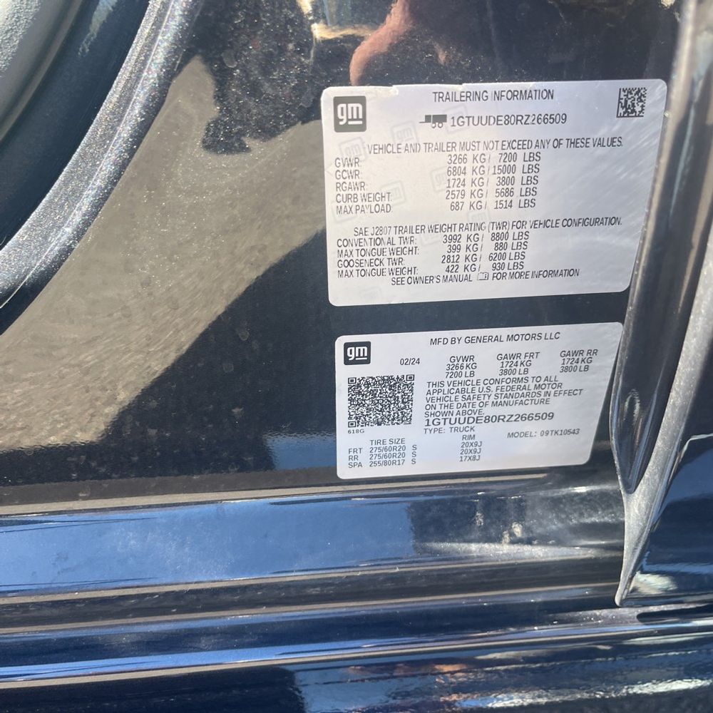 2024 GMC Sierra 1500 SLT