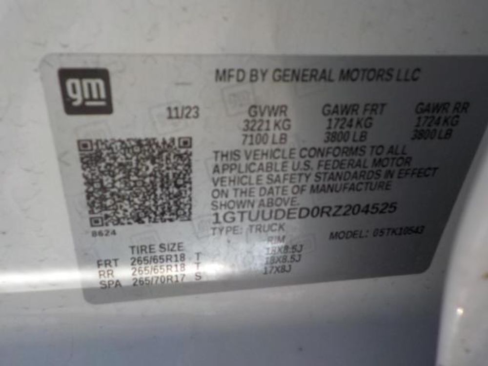 2024 GMC Sierra 1500 SLT