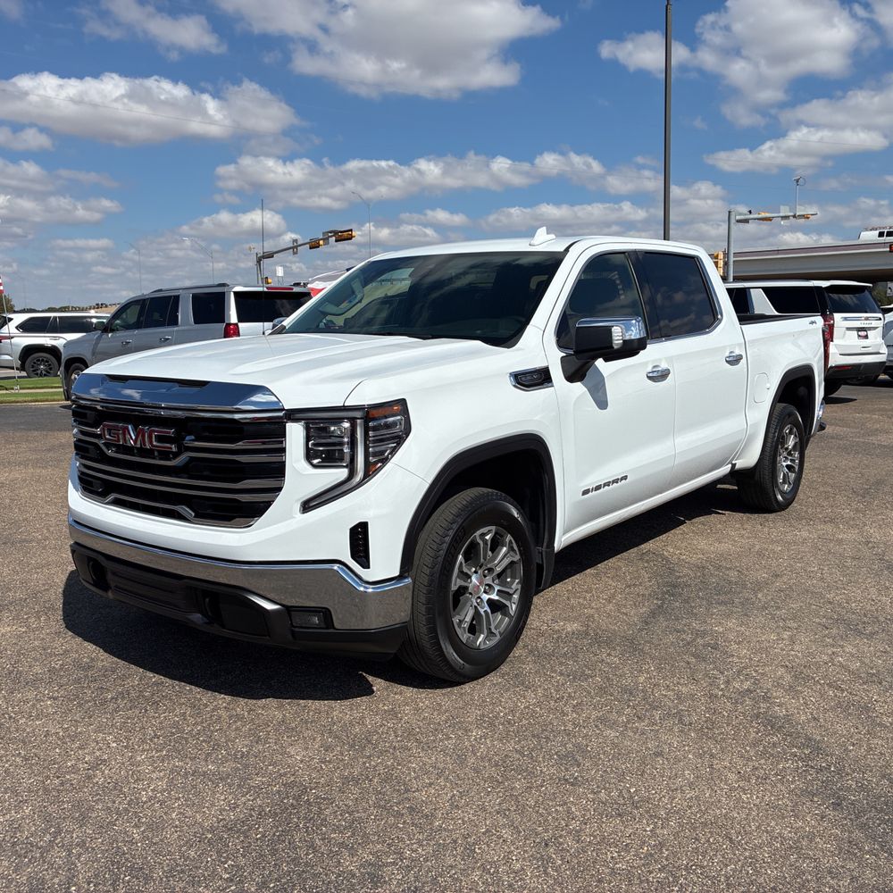 2024 GMC Sierra 1500 SLT