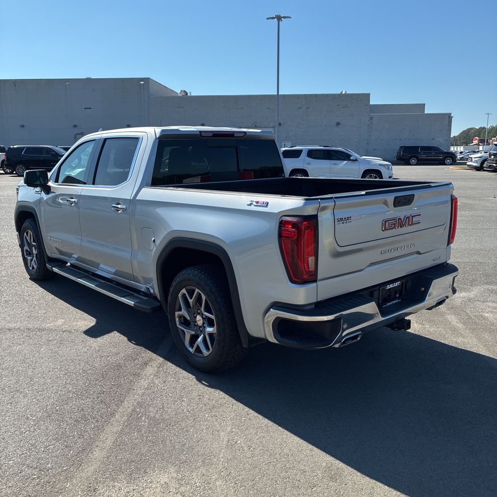 2022 GMC Sierra 1500 SLT