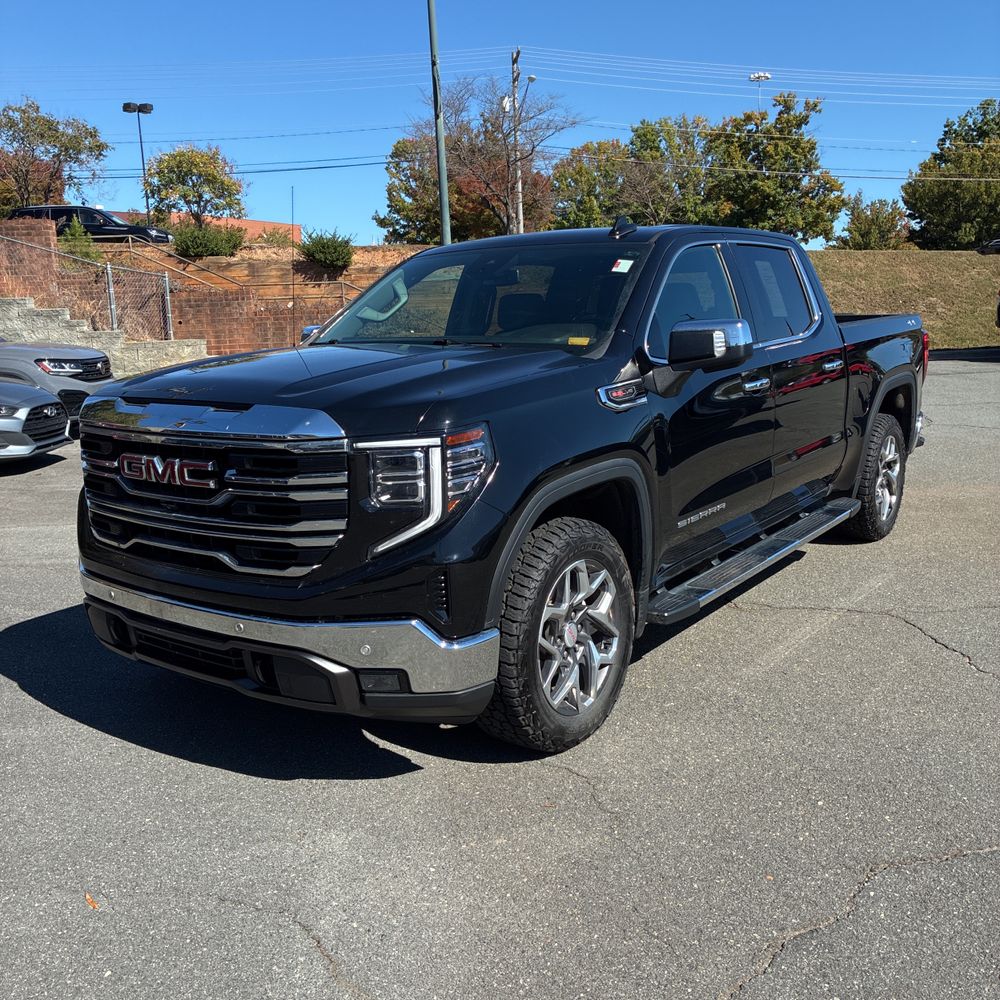 2023 GMC Sierra 1500 SLT