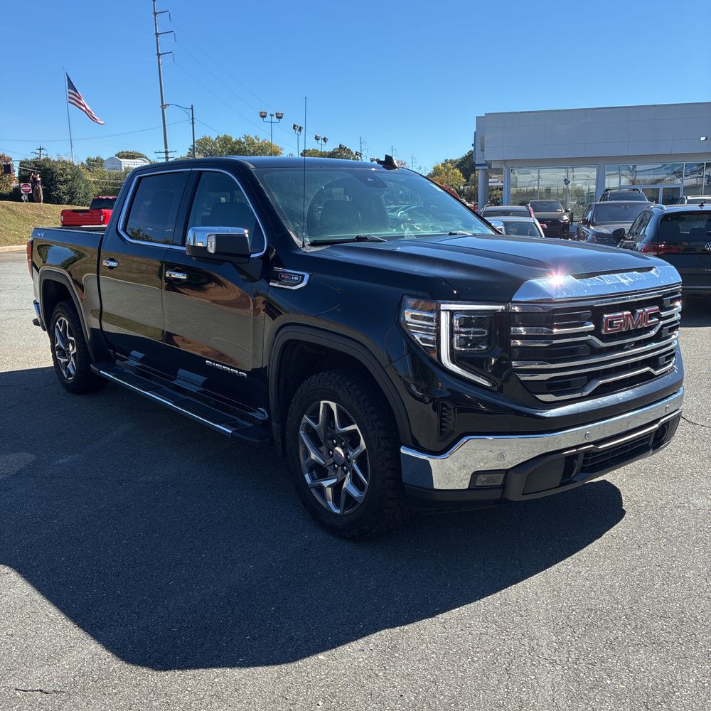 2023 GMC Sierra 1500 SLT